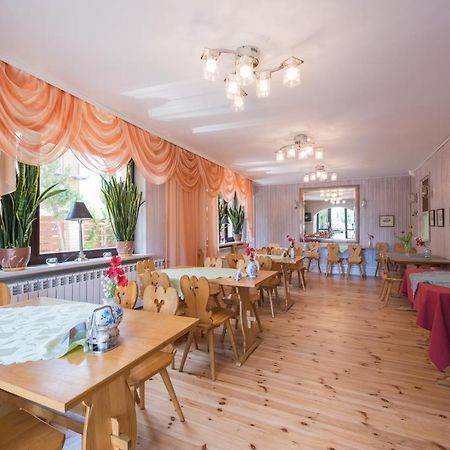 Delfin Bed and Breakfast Mielno  Exteriör bild