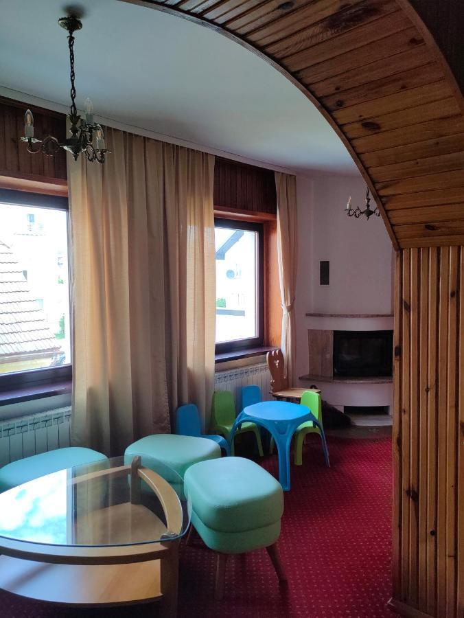 Delfin Bed and Breakfast Mielno  Exteriör bild