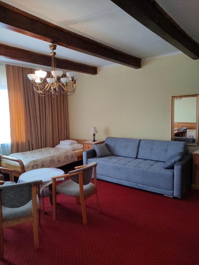 Delfin Bed and Breakfast Mielno  Exteriör bild